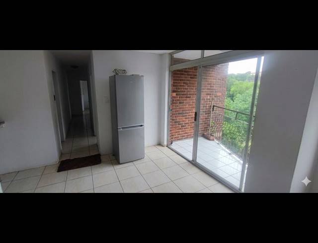 3 BEDROOM APARTMENT FOR SALE IN MORNINGSIDE